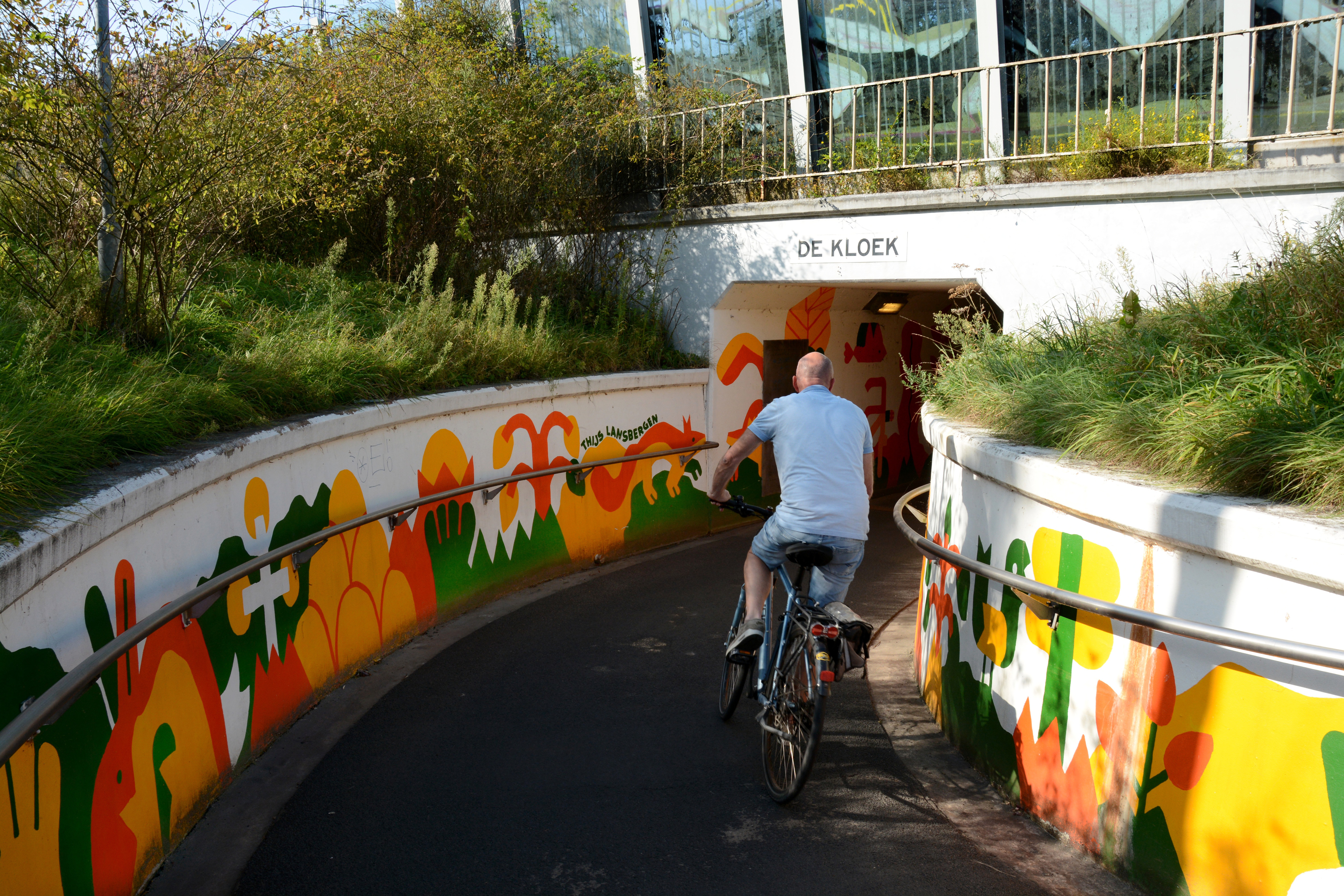 Vervoer zonder vervuiling muurschildering blind walls gallery bij fietstunnel de kloekstadsarchief 20212262